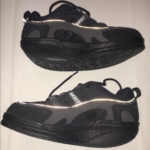 MBT WORKOUT SHOES