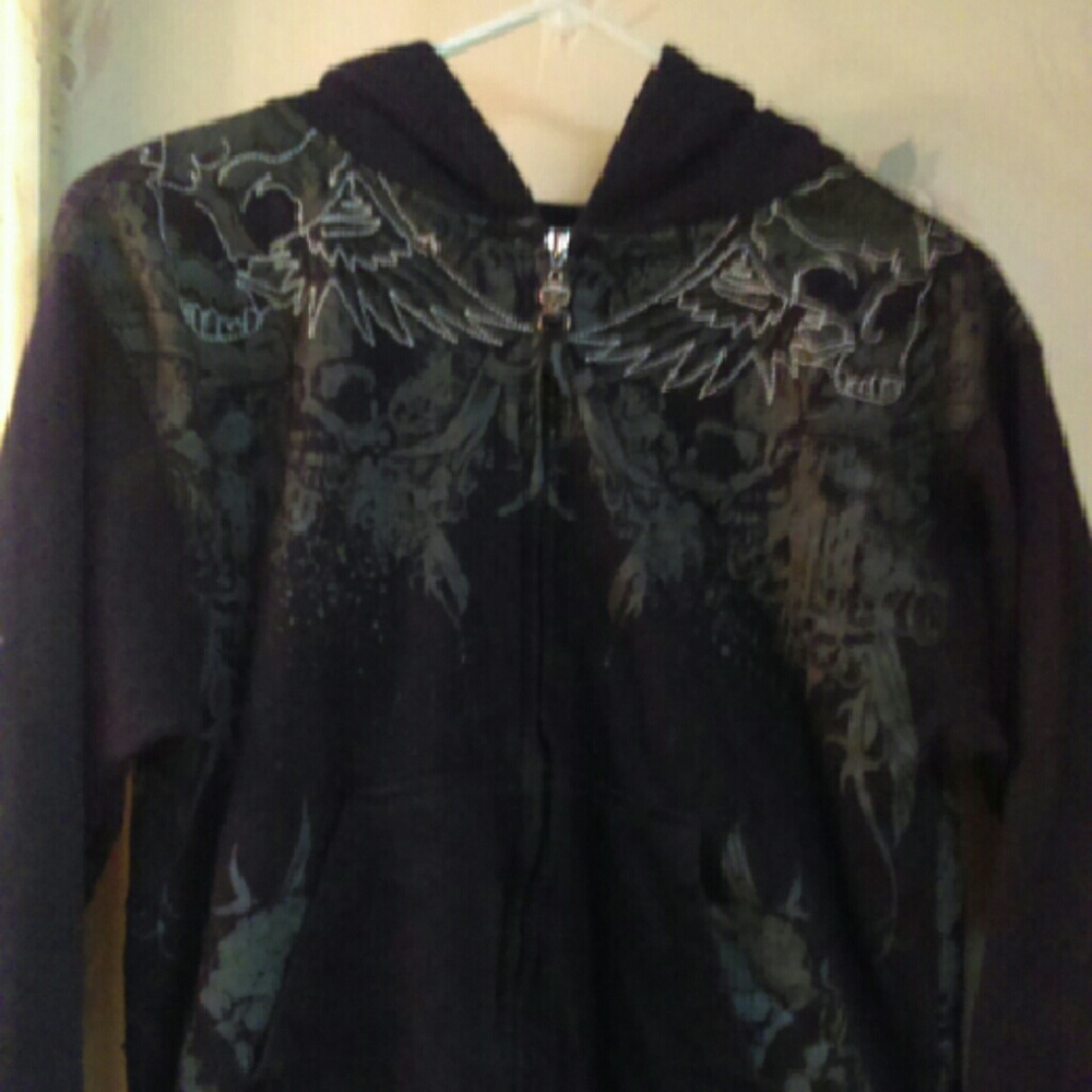 Black Wing Skull Sweat Shirt