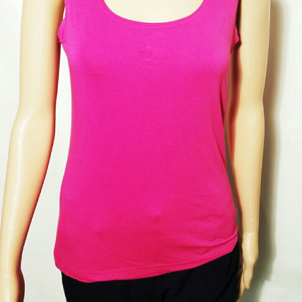 Pink top - Picture 3 of 4