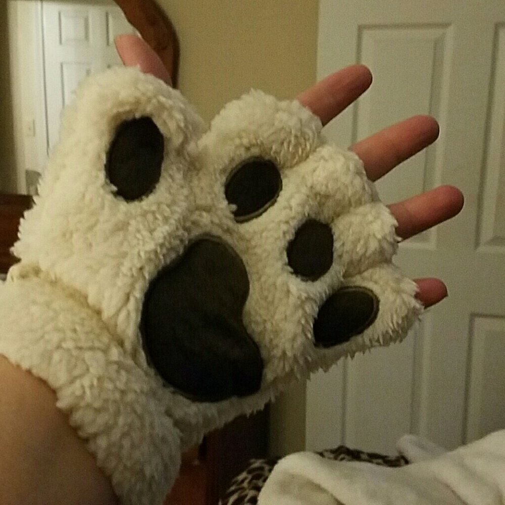 Super cute was fuzzy gloves have 2 in this color