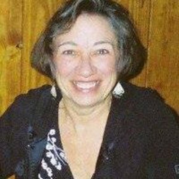 Meet your Posher, Cindy - Picture 1 of 1