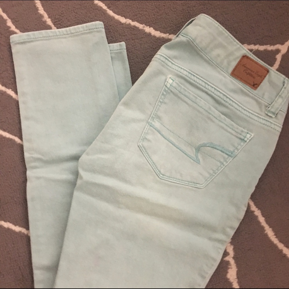 American Eagle light baby blue jeans