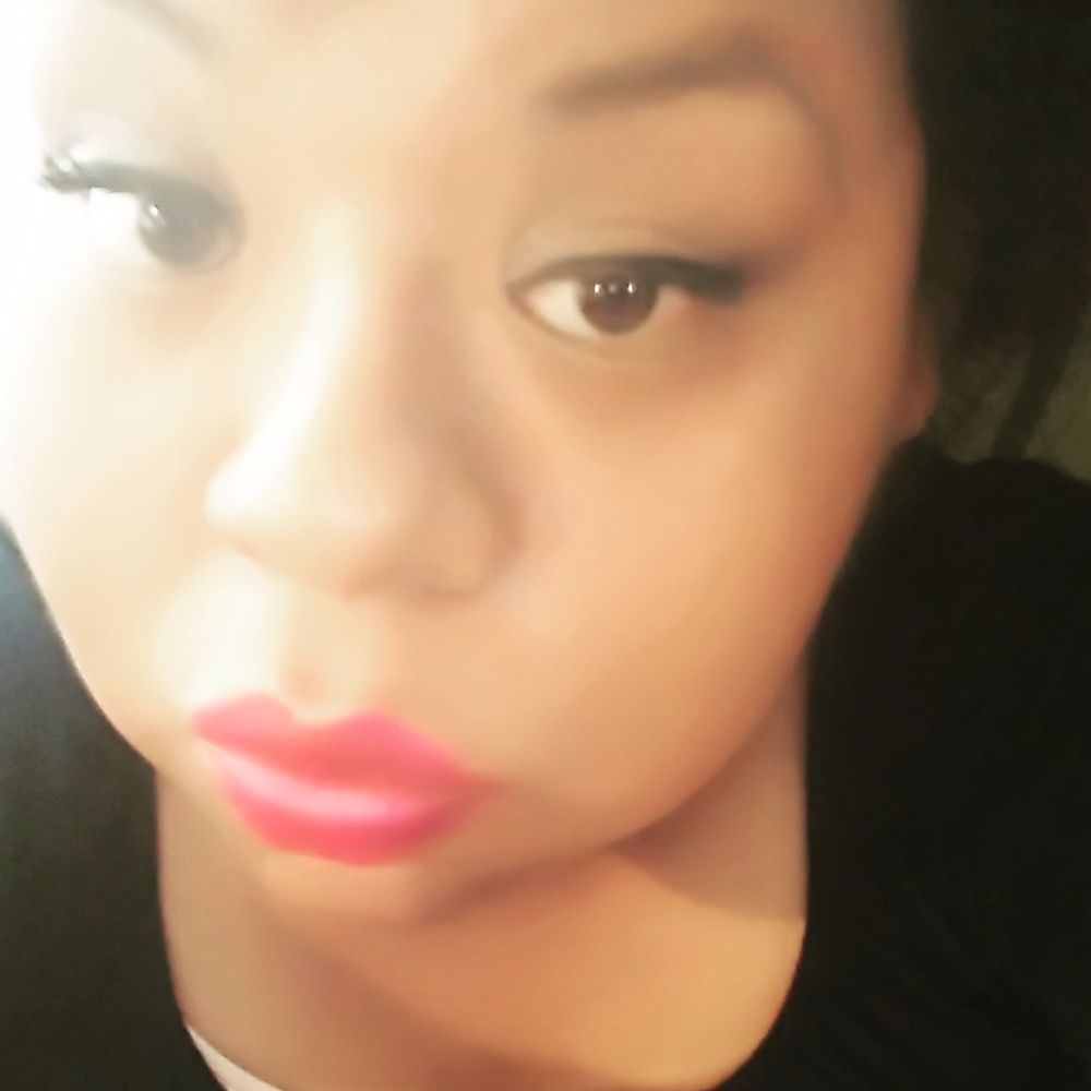 Meet your Posher, Cynthia