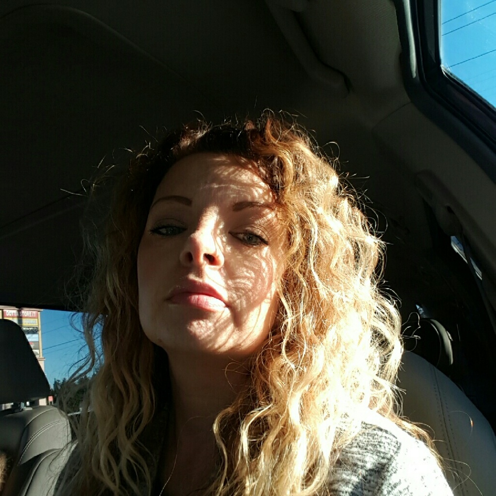 Meet your Posher, Latanya