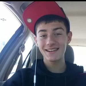 Meet your Posher, Aaron