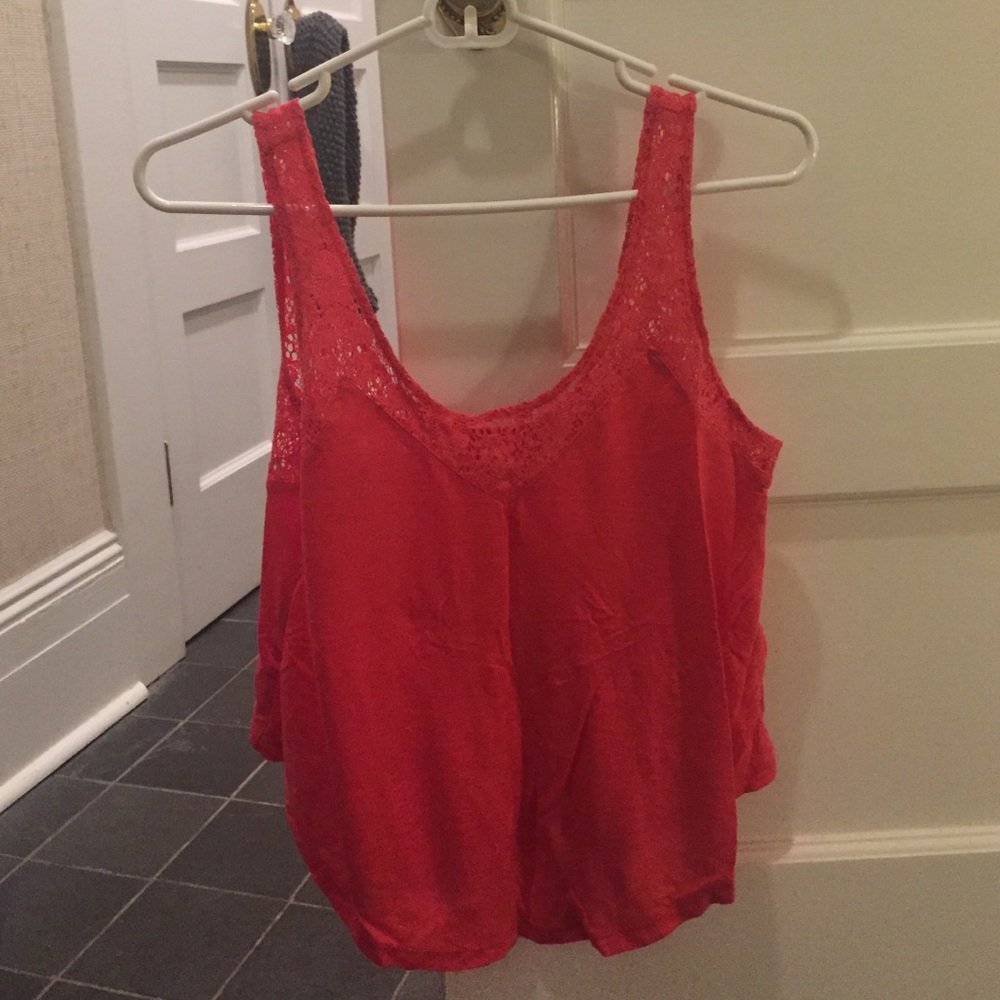 Pink Sleeveless Flowy Cropped Top