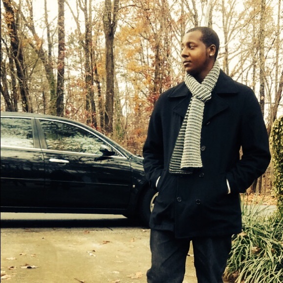 Meet your Posher, Jay - Picture 3 of 3