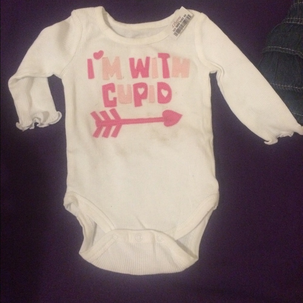NB "I'm with Cupid" onesie