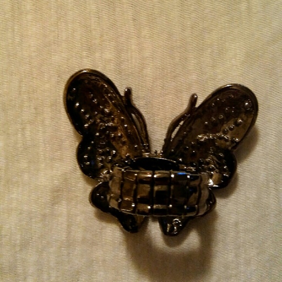 Butterfly Ring - Picture 2 of 2