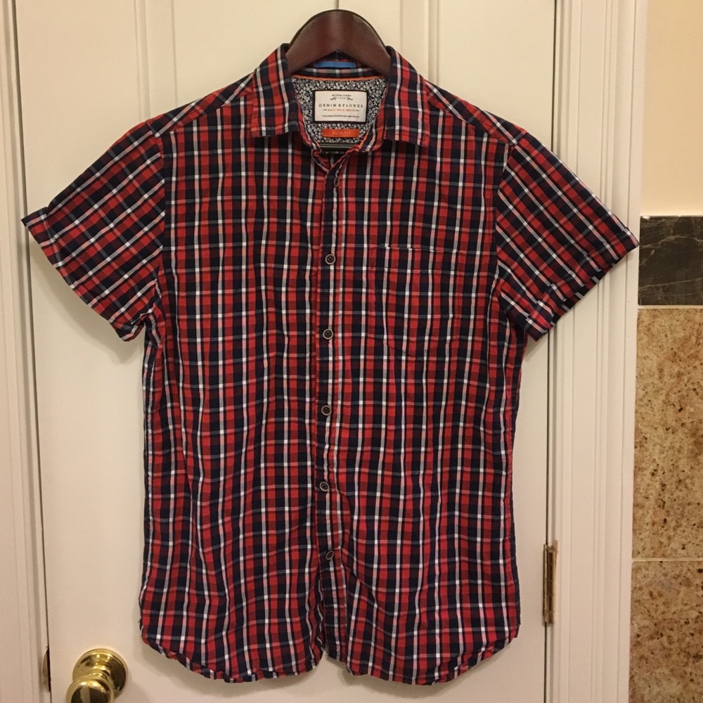 Denim & Flower Short Sleeve Button Down