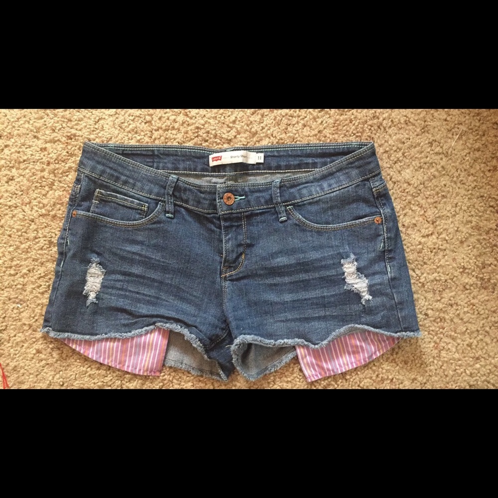 Levi's Junior Booty Shorts