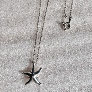 Tiffany Elsa Peretti starfish on 16 inch chain