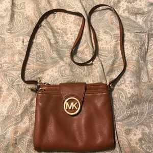 Cross body purse