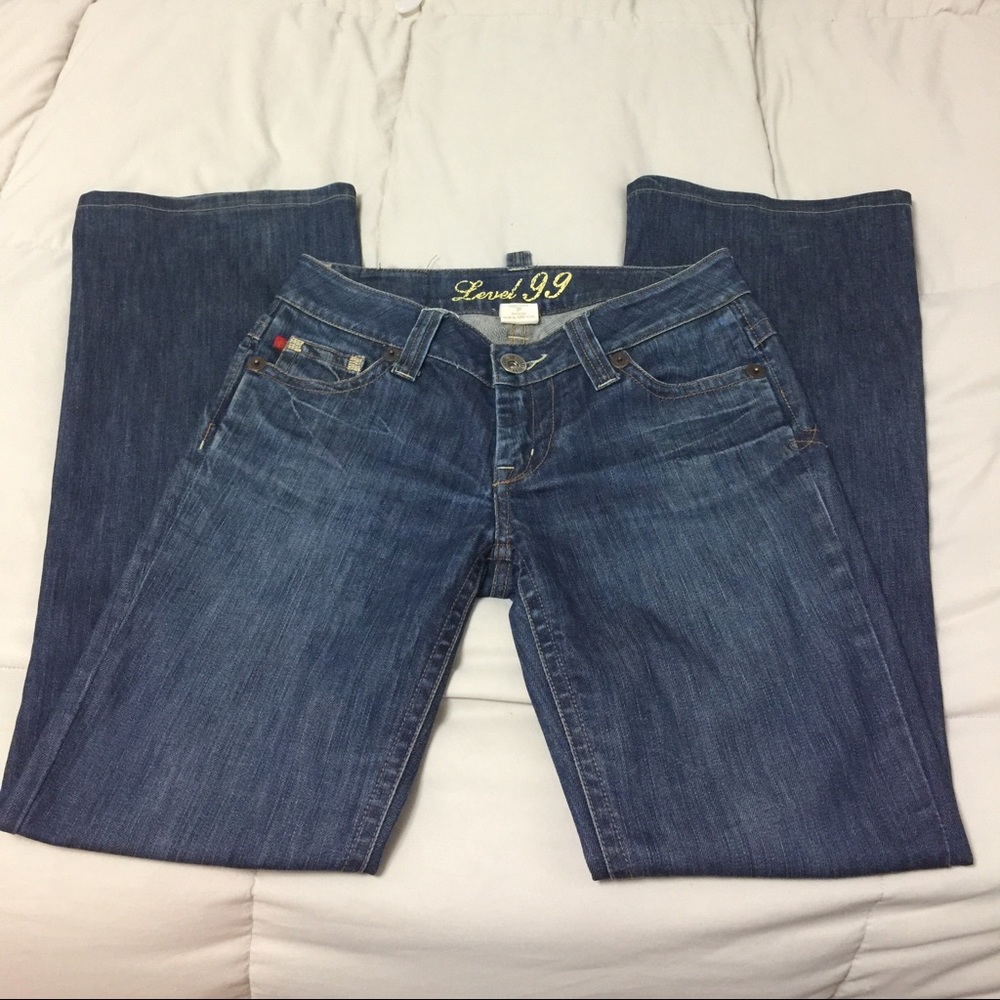 Level 99 Sz 27 x 31 dark wash 8" rise in front