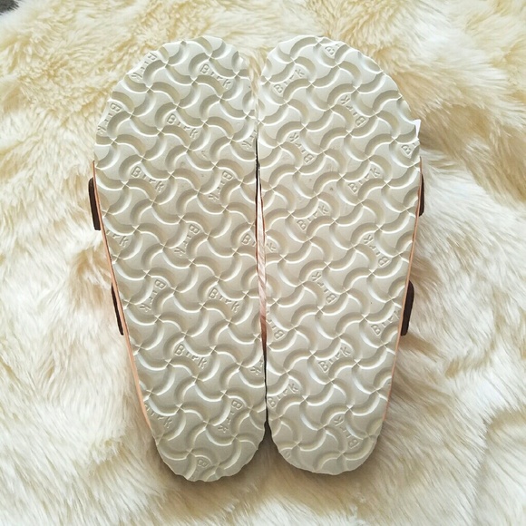 {BIRKENSTOCK} Rose Gold  (37N/L6) - Picture 3 of 4