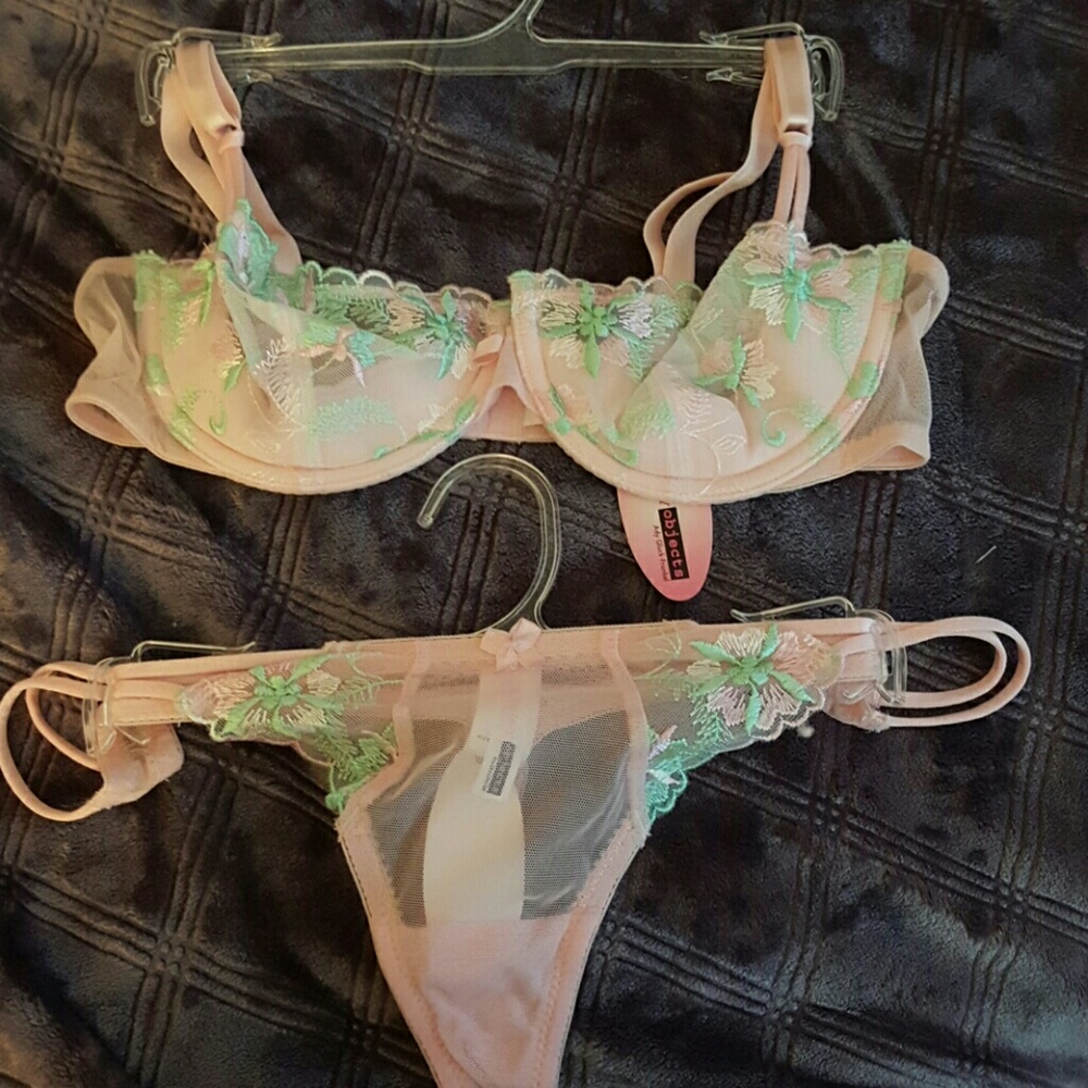 2pc pink floral bra+thong panty set