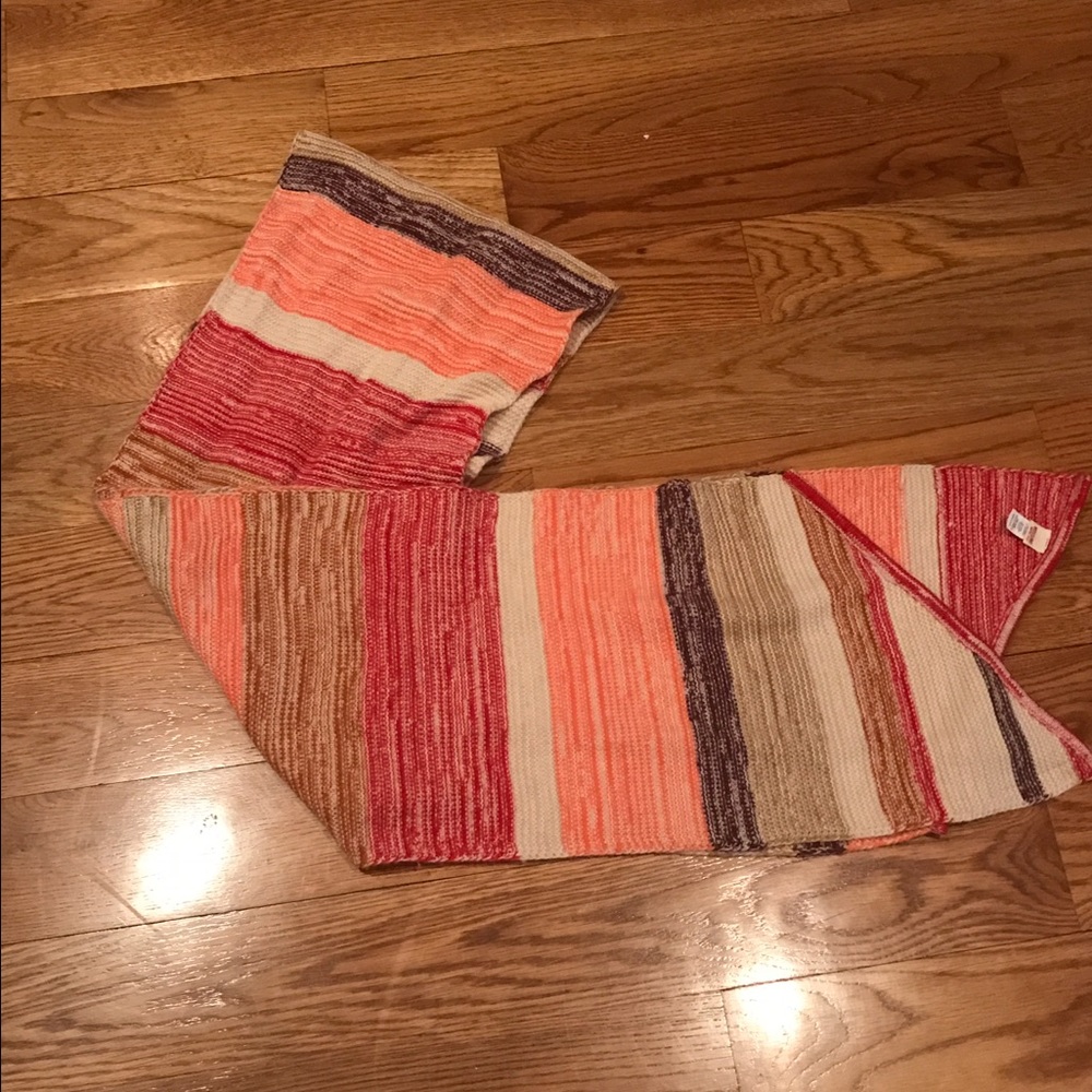 Warm knit scarf