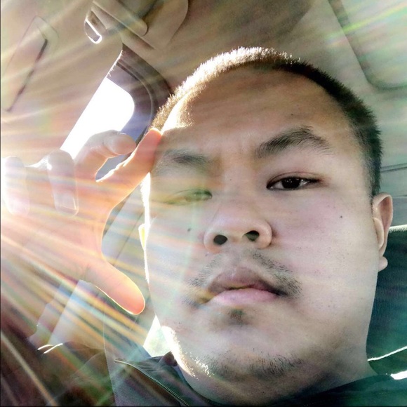 Meet your Posher, Liou - Picture 1 of 1