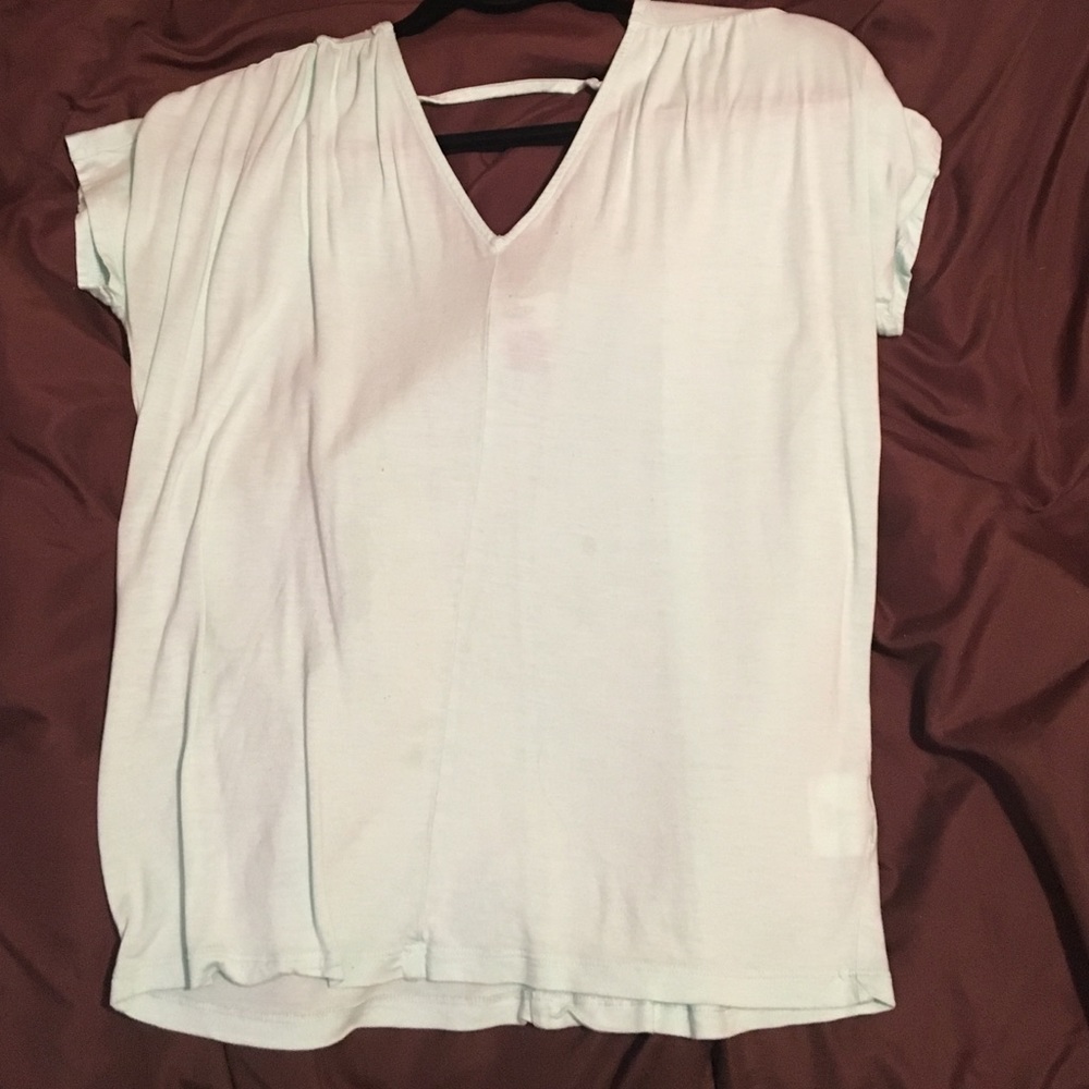 Tee