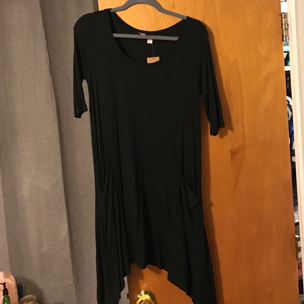 Black tunic dress