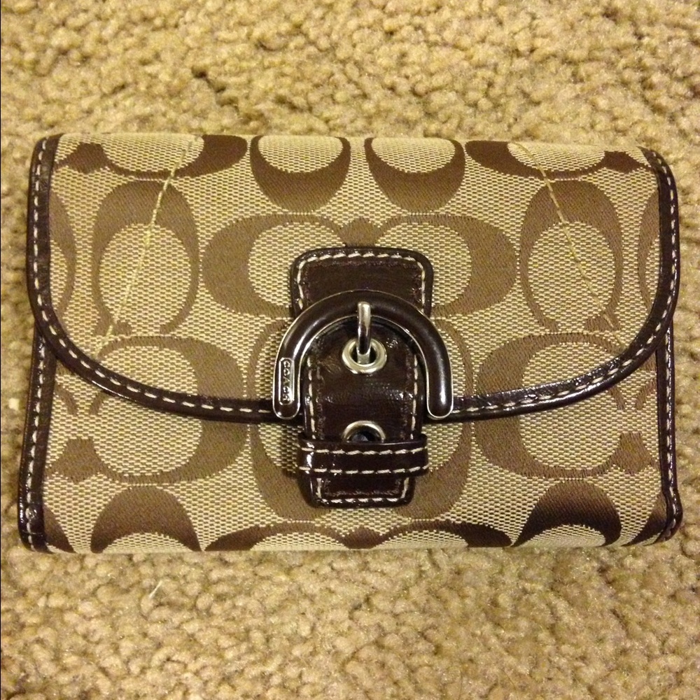 Coach Wallet!!
