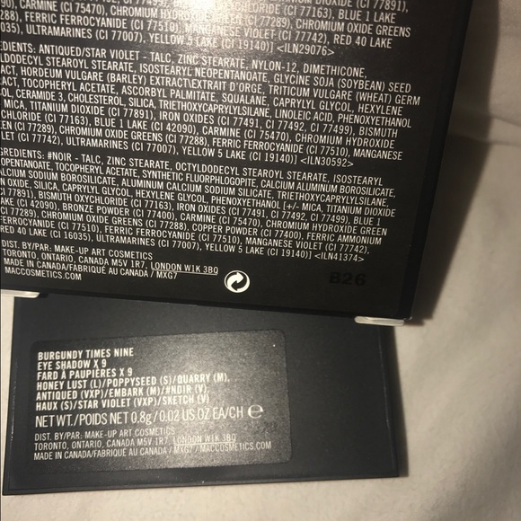 SOLD ON MERC!! NEW•MAC BURGUNDY TIMES NINE PALETTE - Picture 3 of 3