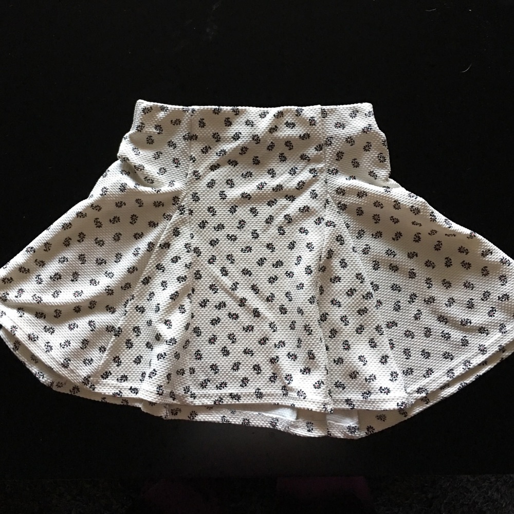 High waisted skirt