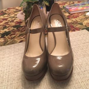 Beautiful Michael Kors heels!
