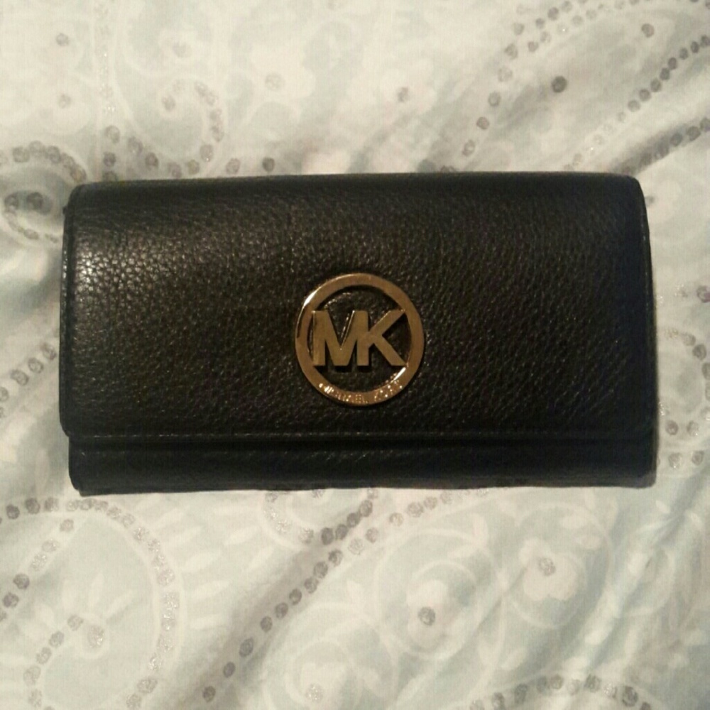 Michael Kors wallet