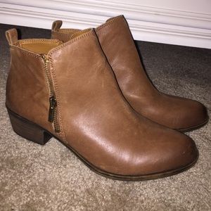 Lucky brand toffee colored boots // final price