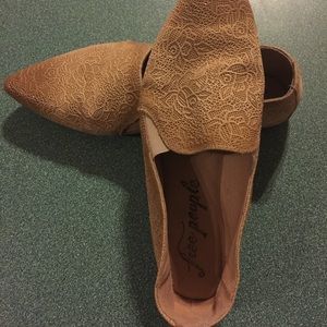 Free People flats