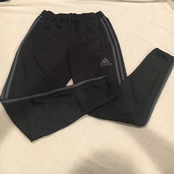 adidas pantaloni climacool sudore poshmark adidas pantaloni climacool sudore poshmark