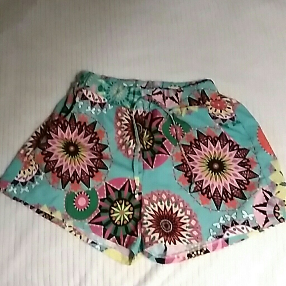 Abstract Shorts