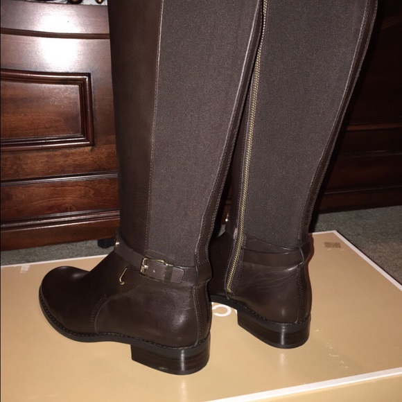 Michael Kors woman boots size 5.5 - Picture 2 of 4
