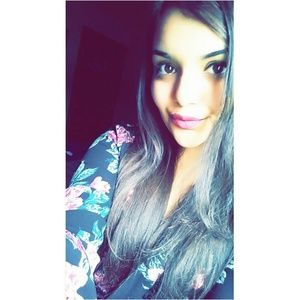 Meet your Posher, Jessica