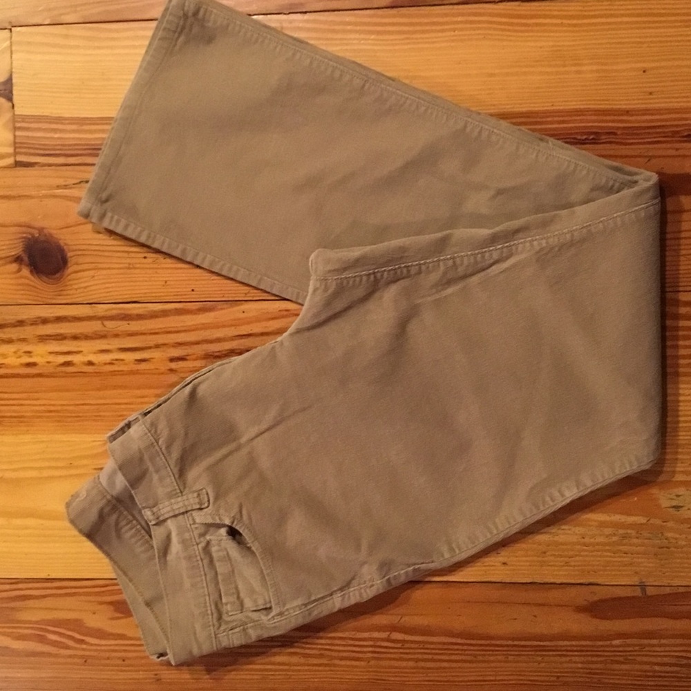 NWOT Old Navy Straight Leg Pants Nice Fit