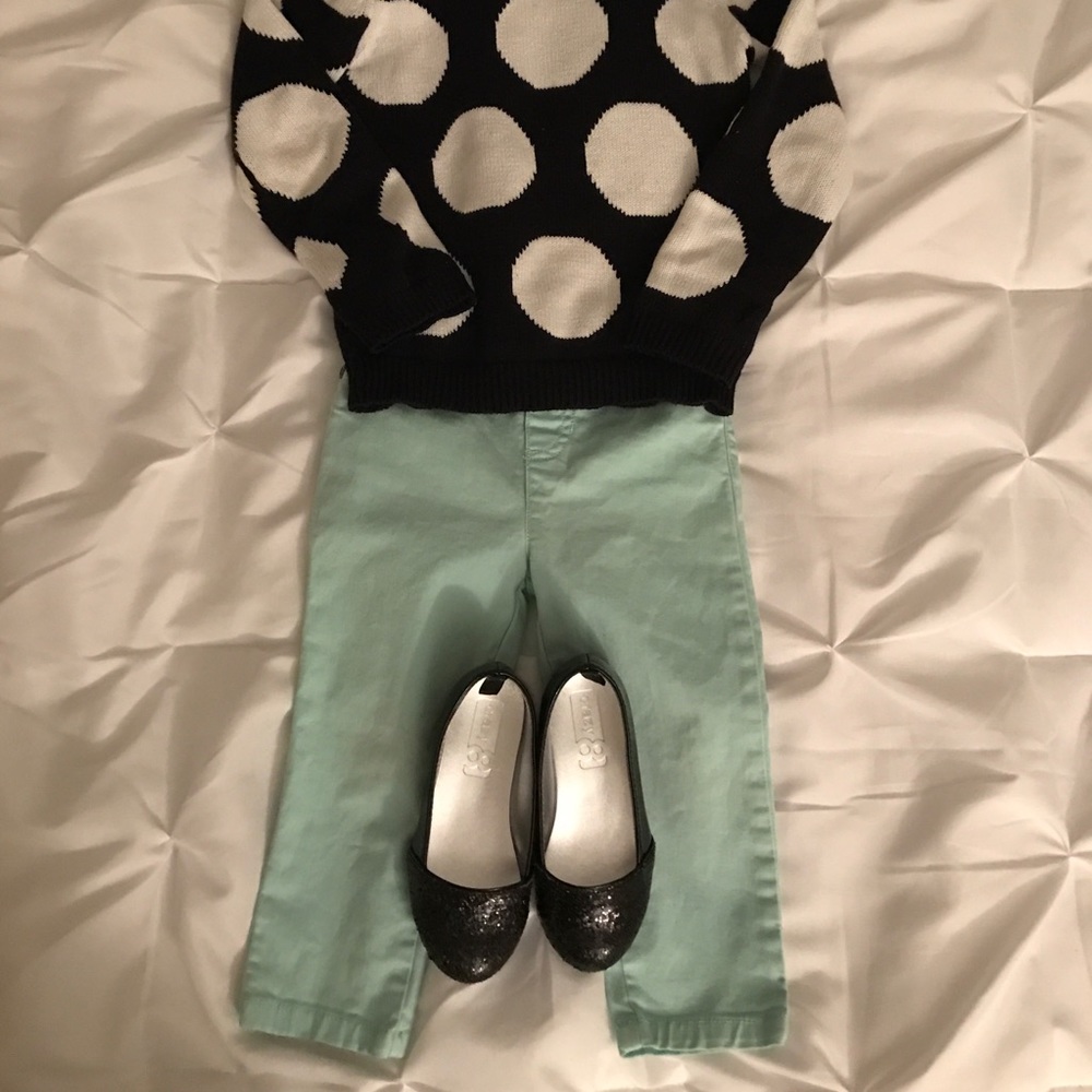 Mint(light green) skinny pants for toddlers.