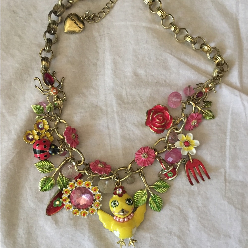 RARE Betsey Johnson Farm Chick Flower Necklace