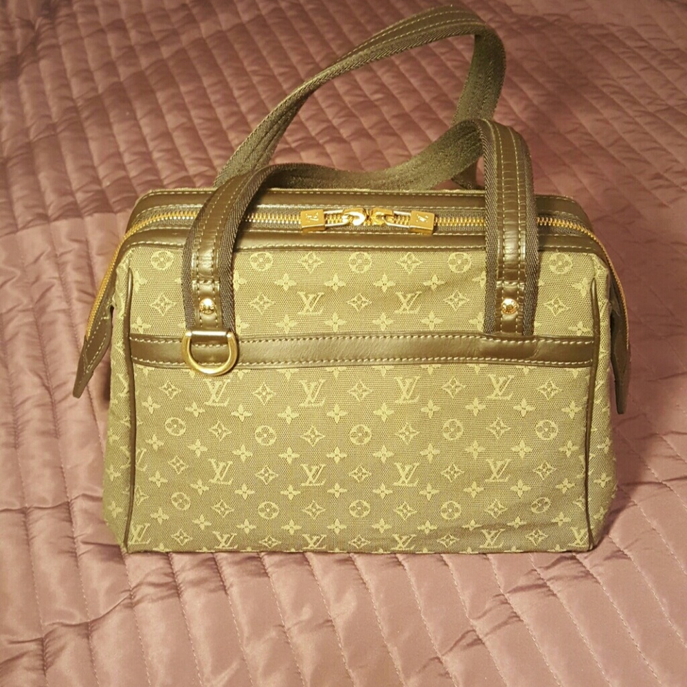 Authentic Louis Vuitton Josephine Mini Lin Khaki