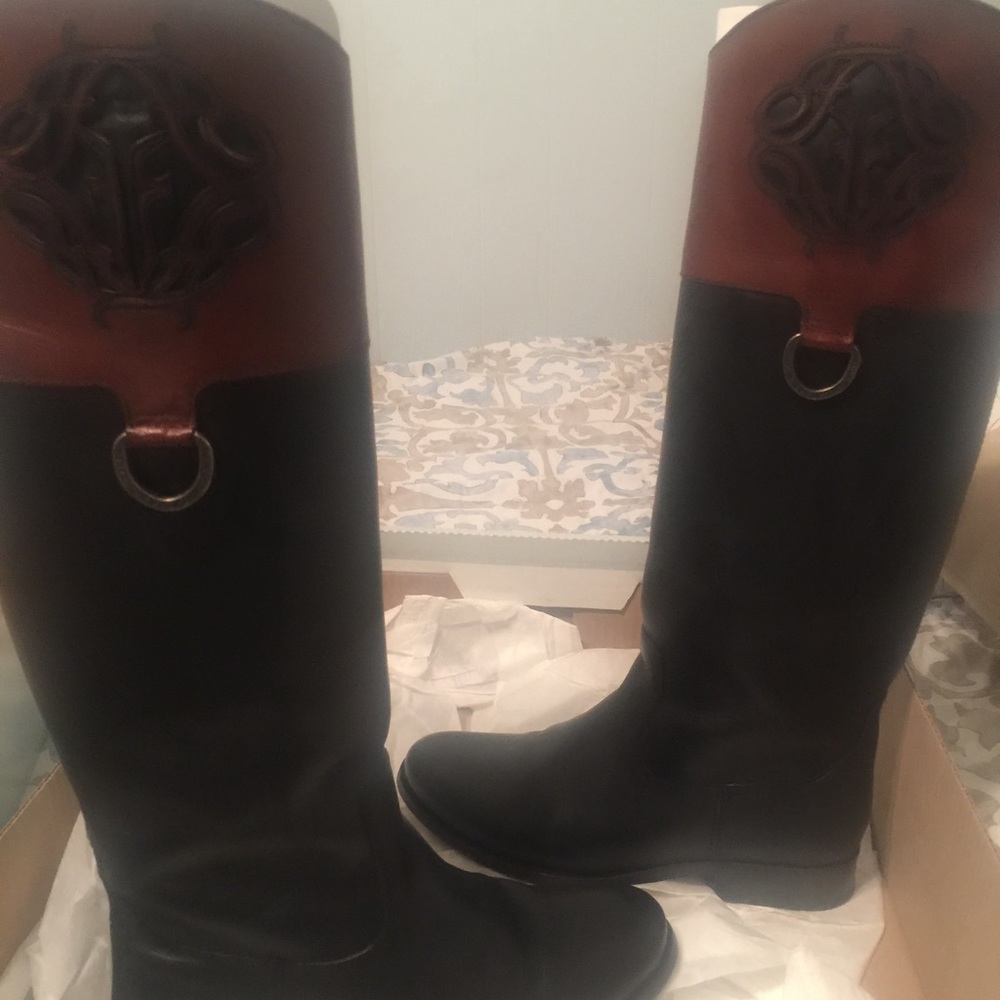 Frye Melissa Logo 2-Tone Boots