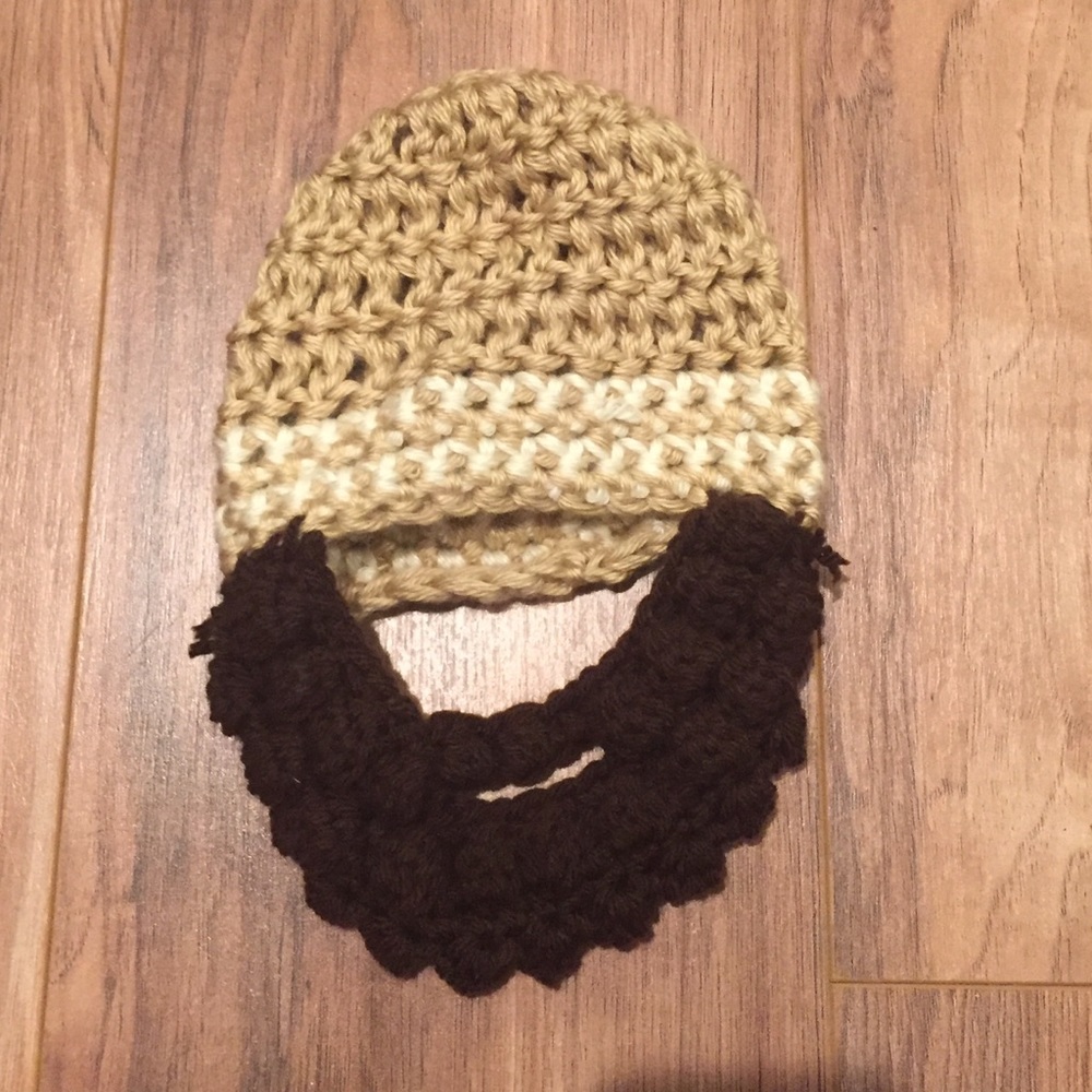 Knitted newborn beard hat