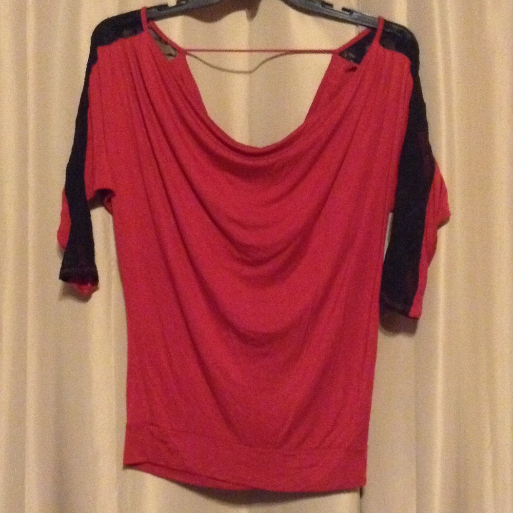 Stretch fit swoop back lace sleeve shirt