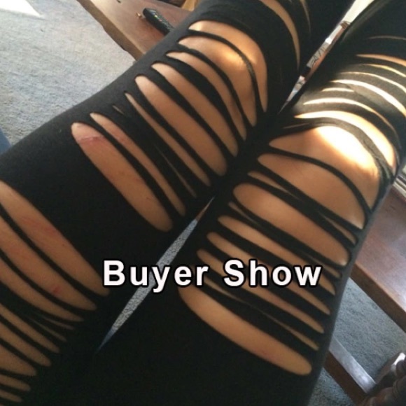 Last one ☝🏻L $15 - Picture 3 of 4