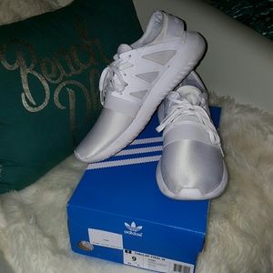 Adidas Originals Tubular Viral Casual Shoes