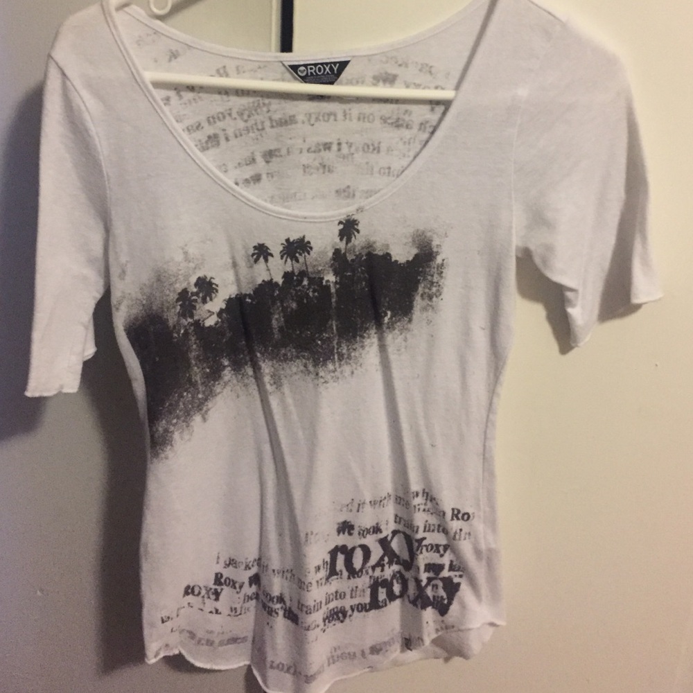 Black and white t shirt