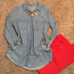 Denim long sleeved top