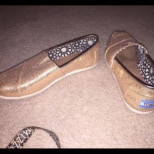 Gold glitter Toms