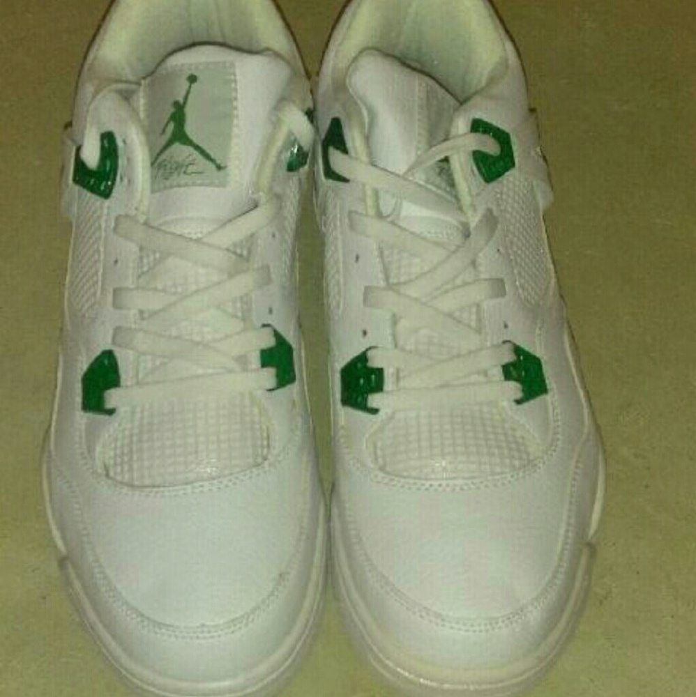 Air Jordan 4 retro laser