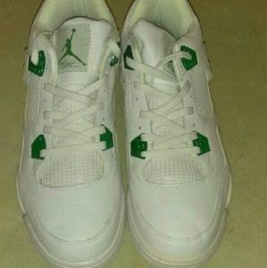 Air Jordan 4 retro laser