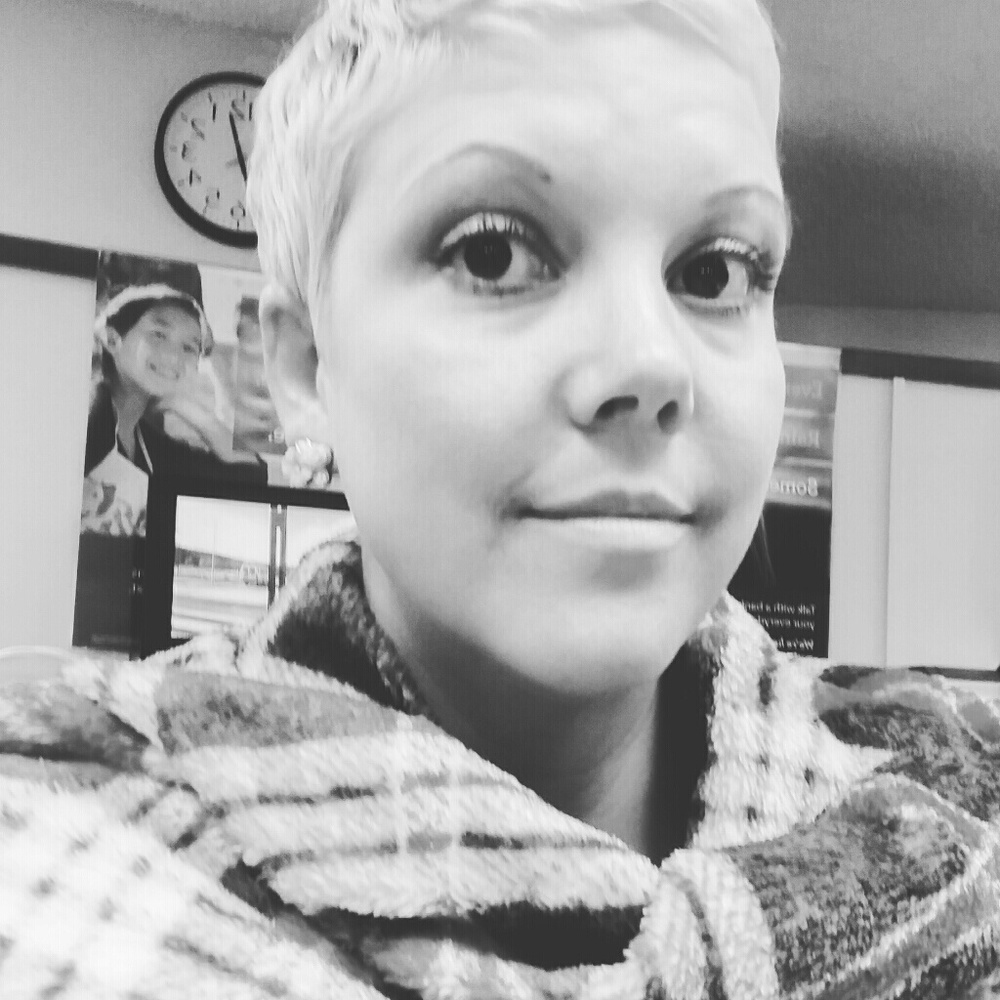 Meet your Posher, Sandi